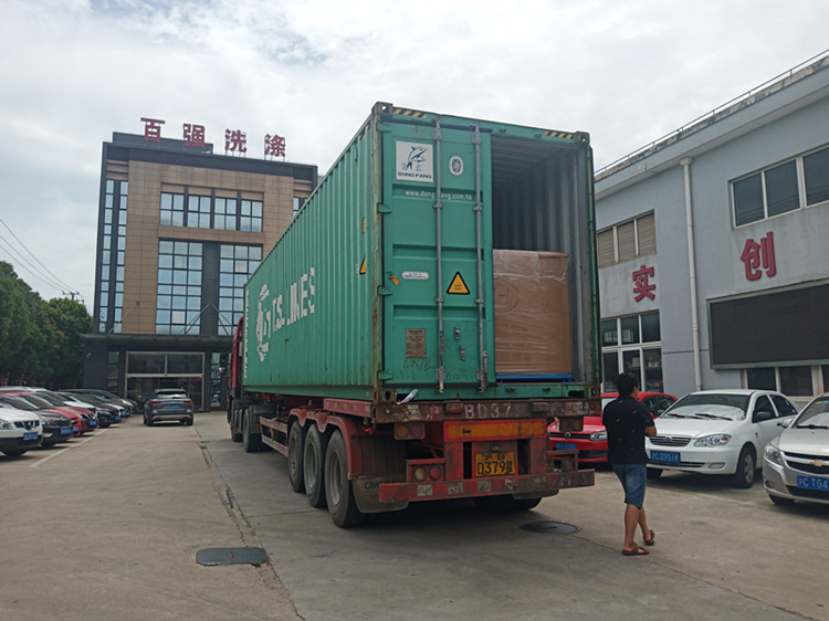印度采購的工業(yè)洗衣機等百強洗滌設備今日發(fā)貨